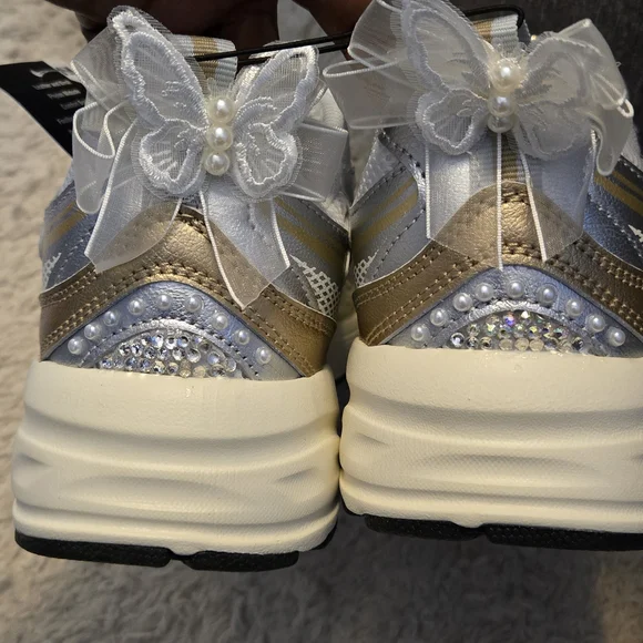 Avia White and Silver Athletic Shoes with Gold Accents - Picture 3 of 4